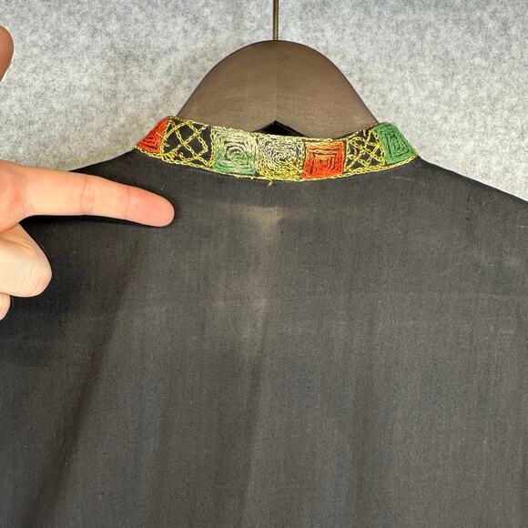 Vintage Passports Of Pier 1 Imports Vest Size M Black Embroidered Button Front - Picture 4 of 10